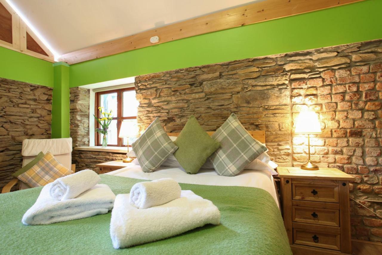 Moville Boutique Hostel & Apartments Exterior photo