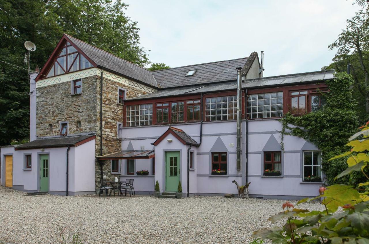 Moville Boutique Hostel & Apartments Exterior photo